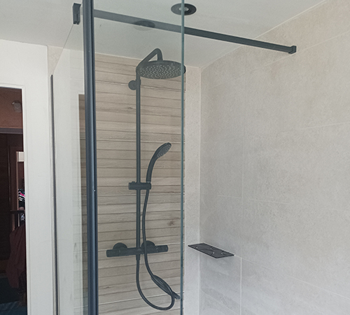 Chauff & O : aménagement et rénovation salle de bain PMR à Charbuy près d'Auxerre & Joigny (89)